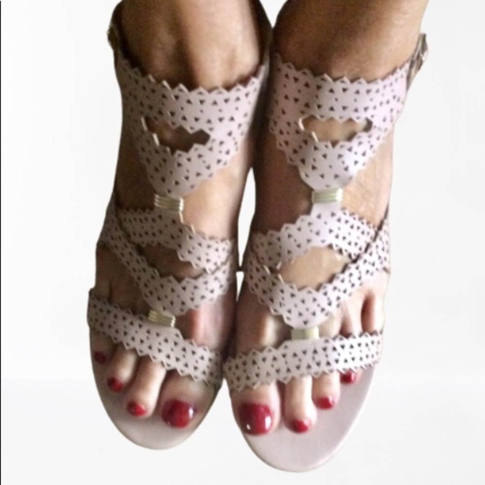 XOXO Sambo Gladiator Sandals - Picture 2 of 8